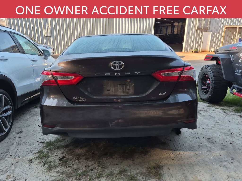 Used 2018 Toyota Camry LE FWD image 3