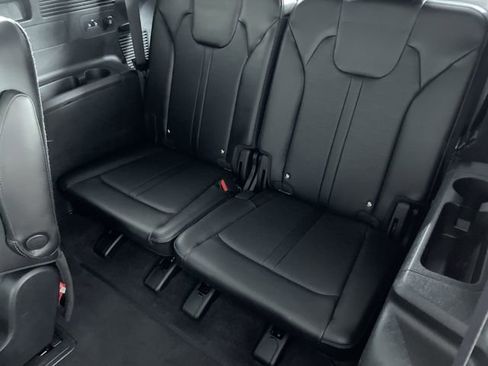 Used 2024 Kia Sorento SX AWD/4WD image 36