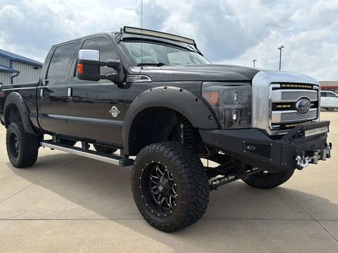 Used 2014 Ford F250 Platinum w/ FX4 Off-Road Package image 31