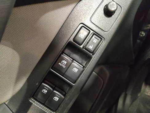 Used 2015 Subaru Forester 2.5i w/ Alloy Wheel Package image 27