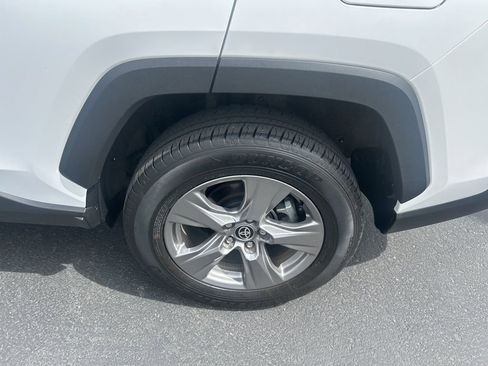 Used 2025 Toyota RAV4 XLE w/ Convenience Package image 16