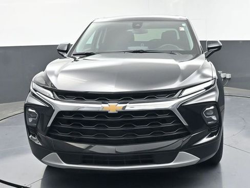 Used 2025 Chevrolet Blazer LT FWD image 41