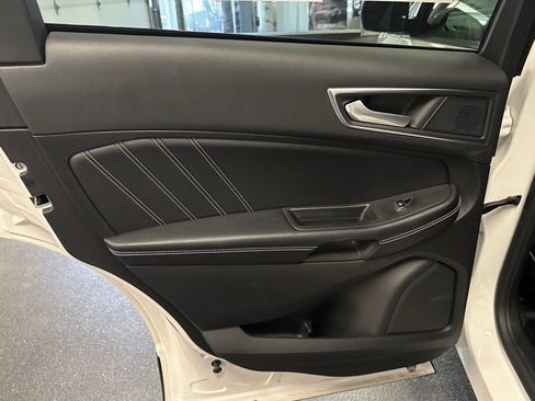 Used 2023 Ford Edge ST AWD/4WD image 24