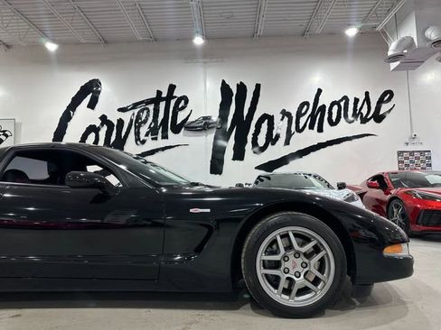 Used 2002 Chevrolet Corvette Z06 w/ Memory Pkg image 5