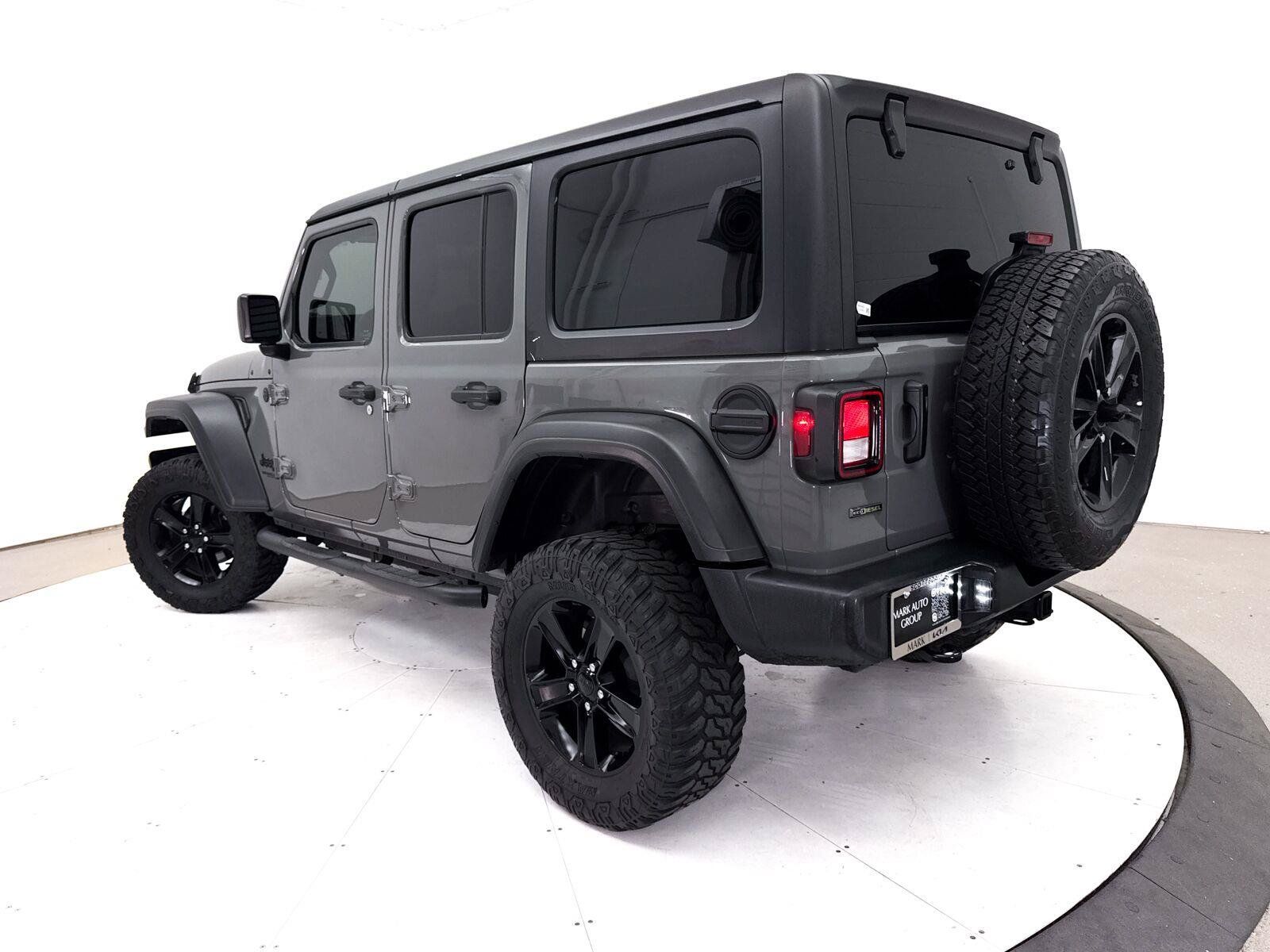 Used 2021 Jeep Wrangler Unlimited Sport AWD/4WD image 2