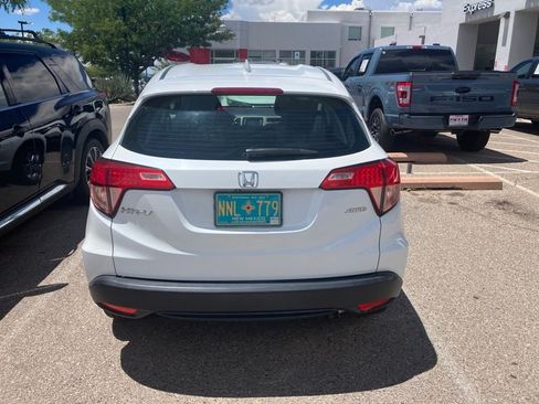 Used 2016 Honda HR-V LX image 5