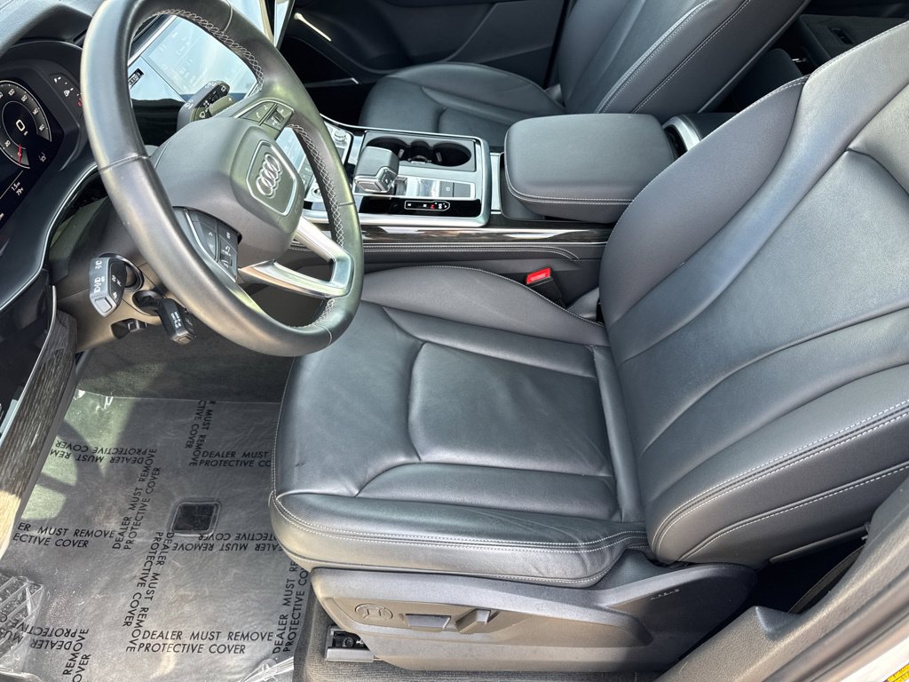 Used 2025 Audi Q7 3.0T Premium Plus AWD/4WD image 24