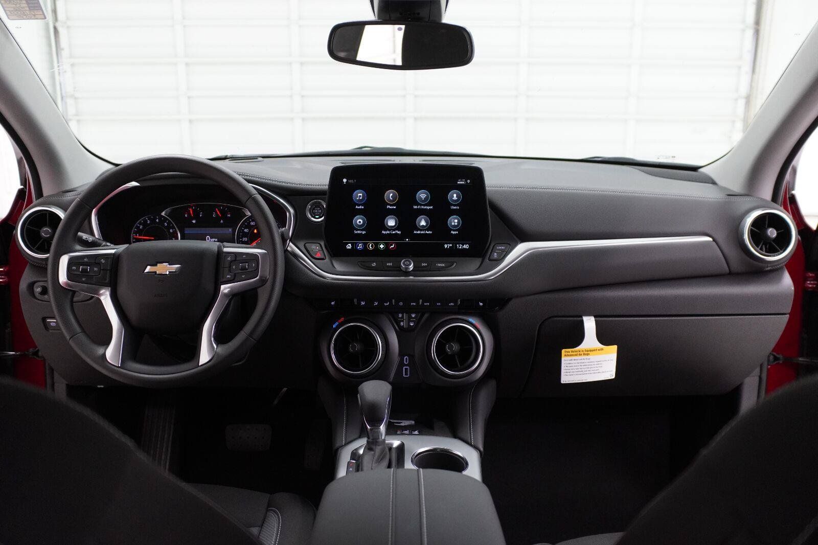 New 2026 Chevrolet Blazer LT w/ Convenience Package FWD image 28