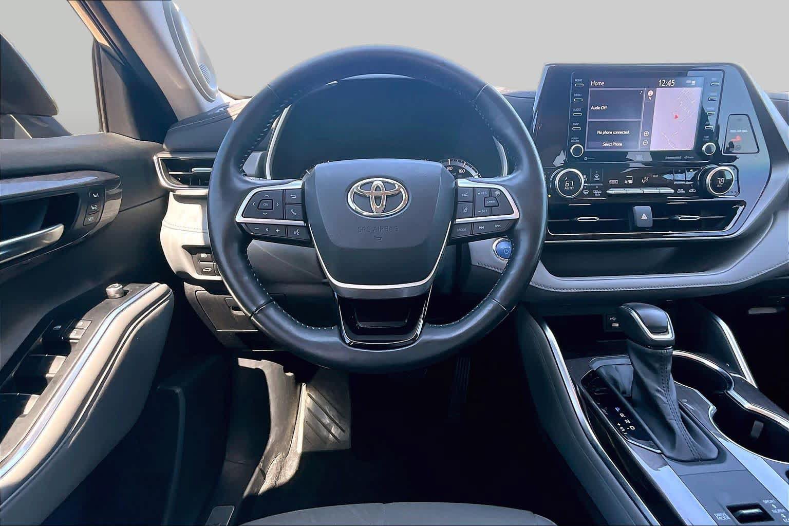 Used 2022 Toyota Highlander Limited FWD image 6