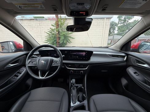 Used 2026 Buick Encore GX Preferred AWD/4WD image 31