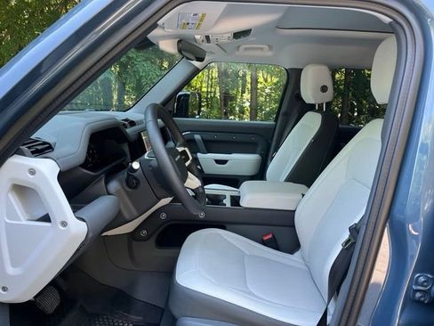 Certified 2025 Land Rover Defender 110 S AWD/4WD image 5