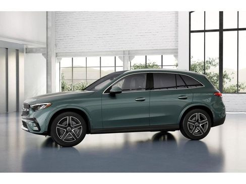 New 2026 Mercedes-Benz GLC 300 image 36