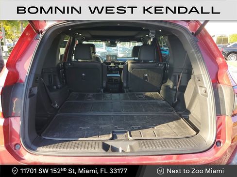 Used 2023 Honda Pilot TrailSport image 11