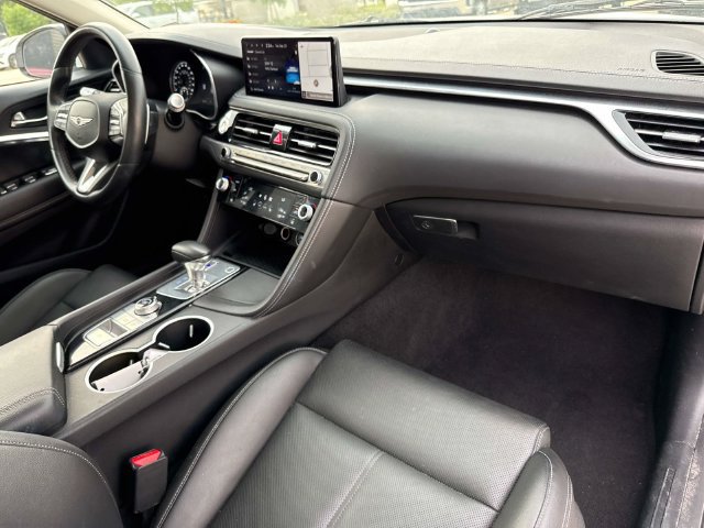 Used 2025 Genesis G70 2.5T RWD image 16