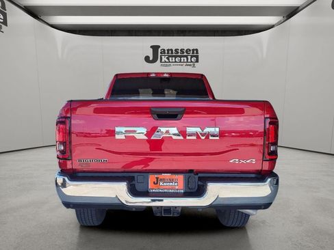 Used 2026 RAM 2500 Big Horn AWD/4WD image 2