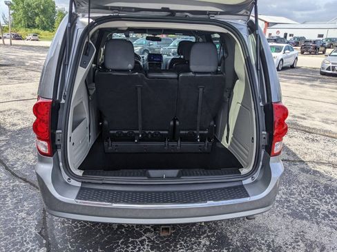 Used 2017 Dodge Grand Caravan SXT FWD image 20