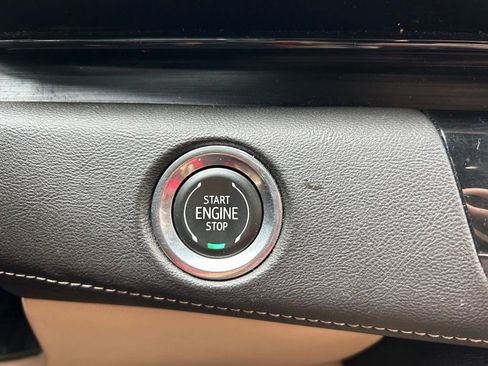 Used 2021 Cadillac Escalade ESV Premium Luxury w/ Driver Assist Tech Package image 32