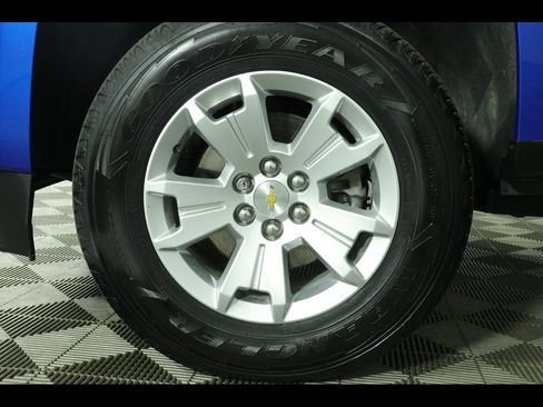 Used 2022 Chevrolet Colorado LT w/ LT Convenience Package image 11