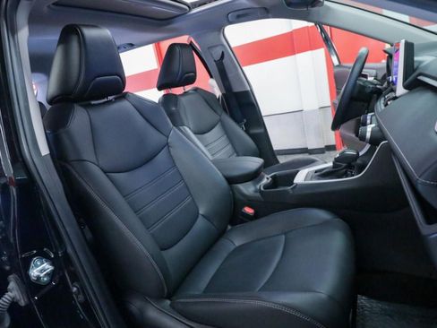 Used 2023 Toyota RAV4 XLE Premium FWD image 25