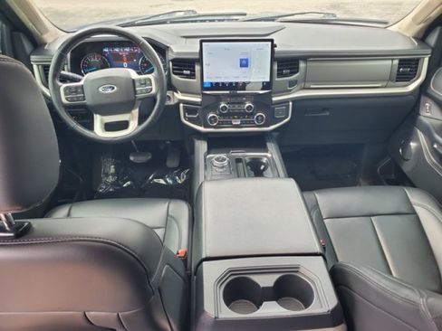 Certified 2023 Ford Expedition XLT RWD image 28