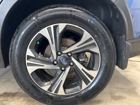 Certified 2024 Subaru Crosstrek 2.0i Premium image 24