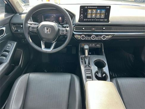 Used 2024 Honda Civic Touring image 12