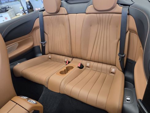 Used 2023 Mercedes-Benz E 450 Cabriolet image 11