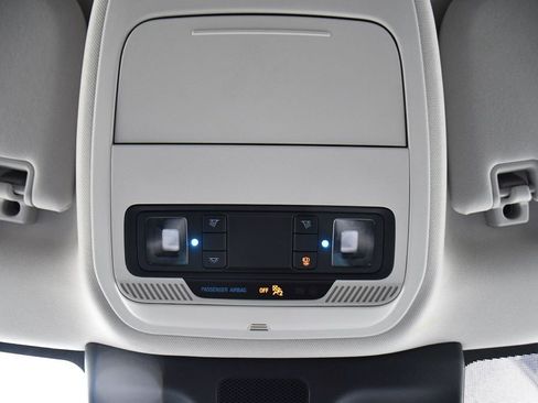 Used 2025 Ford Expedition Active AWD/4WD image 31