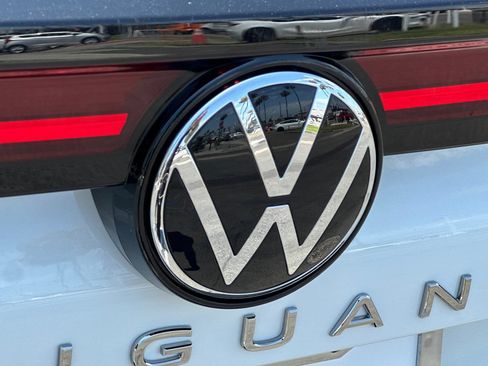 New 2026 Volkswagen Tiguan S FWD image 7