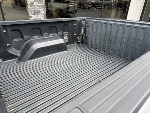 Used 2020 Chevrolet Silverado 1500 LT Trail Boss AWD/4WD image 33