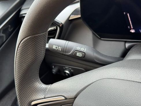 Certified 2025 Chevrolet TrailBlazer LT image 28