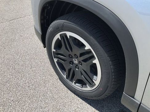 New 2026 Honda Pilot image 18