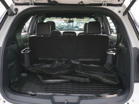 Used 2017 Ford Explorer Limited image 32