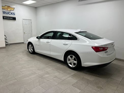 Used 2023 Chevrolet Malibu LT image 9