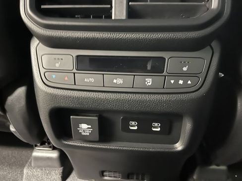 New 2026 Honda Pilot TrailSport image 25