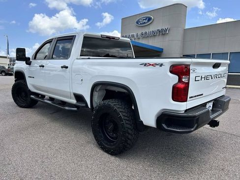 Used 2023 Chevrolet Silverado 2500 Custom w/ Custom Value Package AWD/4WD image 5