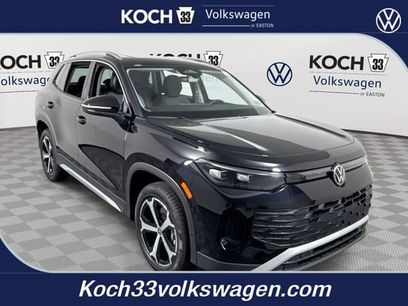 New 2025 Volkswagen Tiguan SE