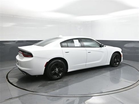 Used 2023 Dodge Charger SXT image 11