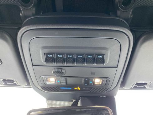 Used 2024 Ford Bronco Wildtrak image 23