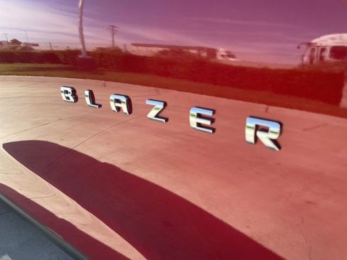 Used 2023 Chevrolet Blazer LT FWD image 31