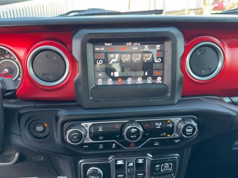 Used 2021 Jeep Gladiator Rubicon w/ Trailer Tow Package AWD/4WD image 20