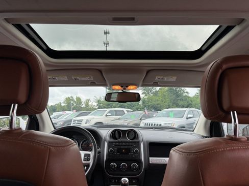 Used 2017 Jeep Compass High Altitude AWD/4WD image 22