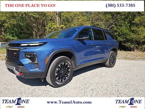 Used 2025 Chevrolet Traverse Z71 w/ LPO, Floor Liner Package image 1