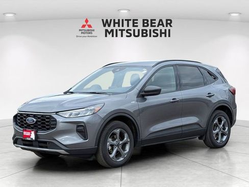 Used 2025 Ford Escape ST-Line AWD/4WD image 6