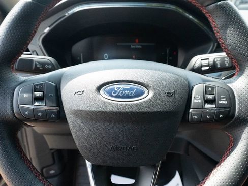 Used 2025 Ford Escape ST-Line Select AWD/4WD image 23