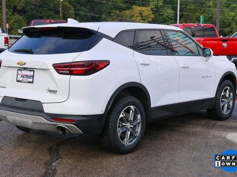 Used 2024 Chevrolet Blazer LT image 3