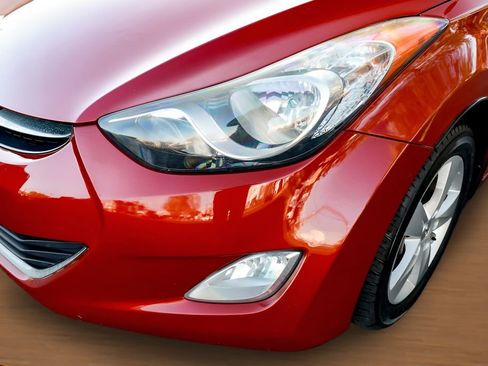 Used 2013 Hyundai Elantra GLS w/ Preferred Pkg FWD image 21