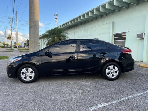 Used 2018 Kia Forte LX FWD image 6