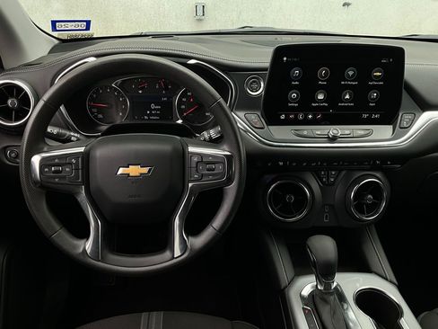 Used 2025 Chevrolet Blazer LT image 14