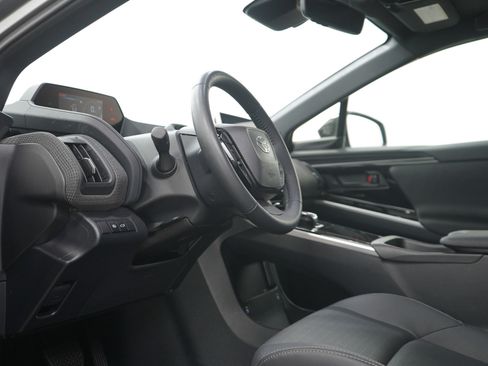 Used 2024 Toyota bZ4X Limited image 21